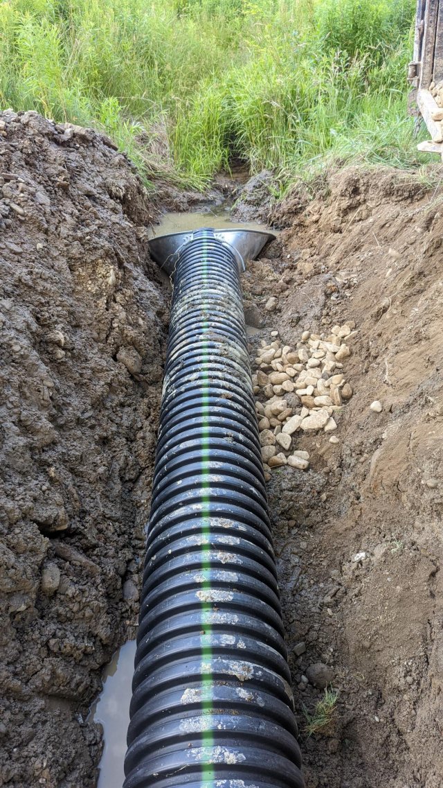 French drain, slouch, drain pipe